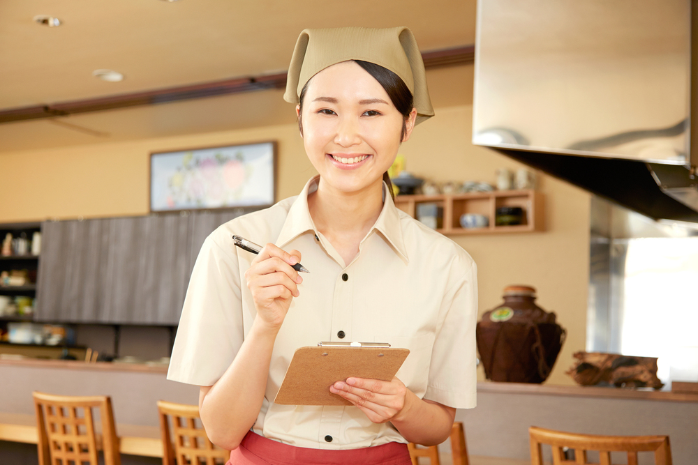 飲食店のホールの仕事のコツとは 失敗談も交えて ３年働いた私が解説します ジョブール