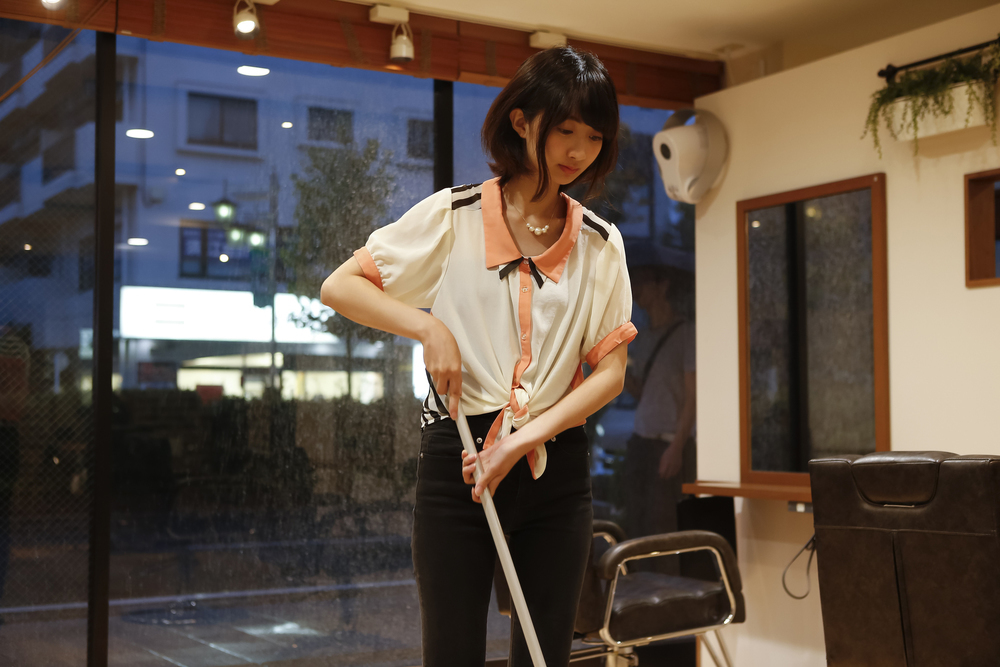 美容師アシスタントの仕事内容をご紹介 ヘルプはどんなことをするの 経験者が教えます ジョブール