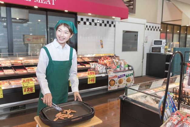 マネキン派遣求人の時給や募集内容 おすすめ求人や会社の特徴とは 向き不向きややりがいなどを解説 ジョブール