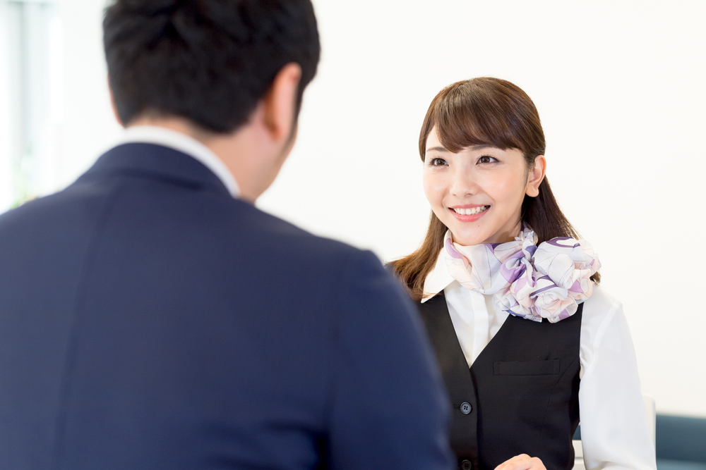 銀行窓口の仕事はどんな人に向いている 得意な人の9個の特徴やキャリアについて解説します ジョブール